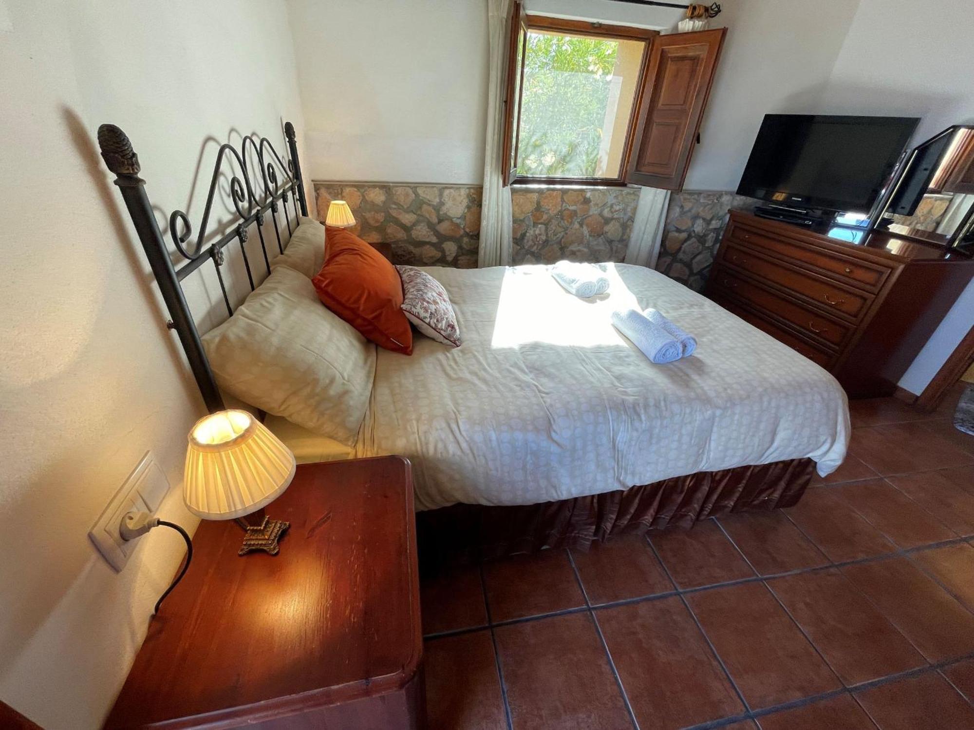 Hostal Grapevine Manor Monòver Habitación foto